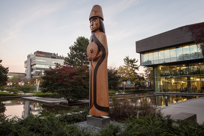 langara campus statue